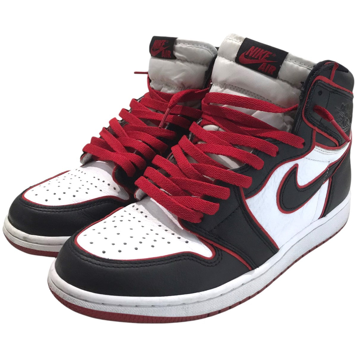 NIKE(ナイキ) 「AIR JORDAN 1 RETRO HIGH OG Blood line」ハイカットスニーカー555088 062  555088 062 ブラック×ジムレッド サイズ 16｜【公式】カインドオルオンライン ブランド古着・中古通販【kindal】