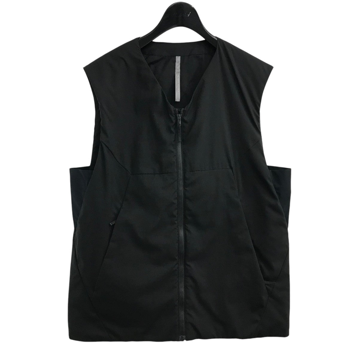 ARC’TERYX VEILANCE 「Mionn Lightweight Vest」ベストX000007715 古着・中古-1枚目のアイテム画像