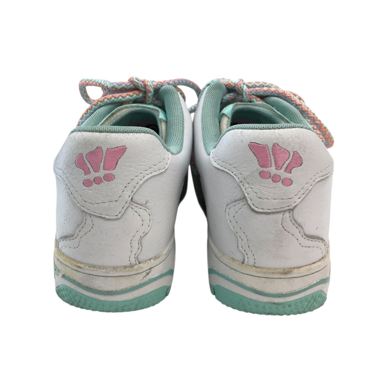 ローカットスニーカー