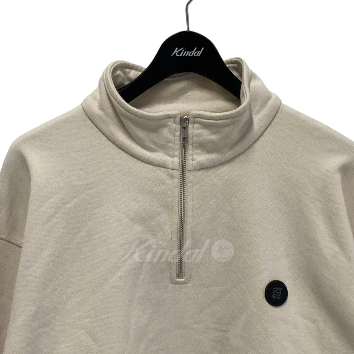エヌエヌビーエフのHALF ZIP SWEATです。 NNBF トップス 古着・中古アイテム