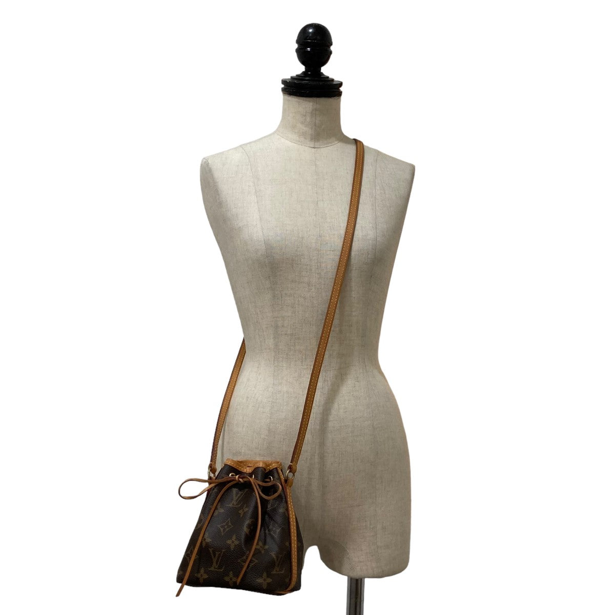 LOUIS VUITTON モノグラム 巾着 ショルダーバッグ M81266 AR4126 の古着・中古アイテム