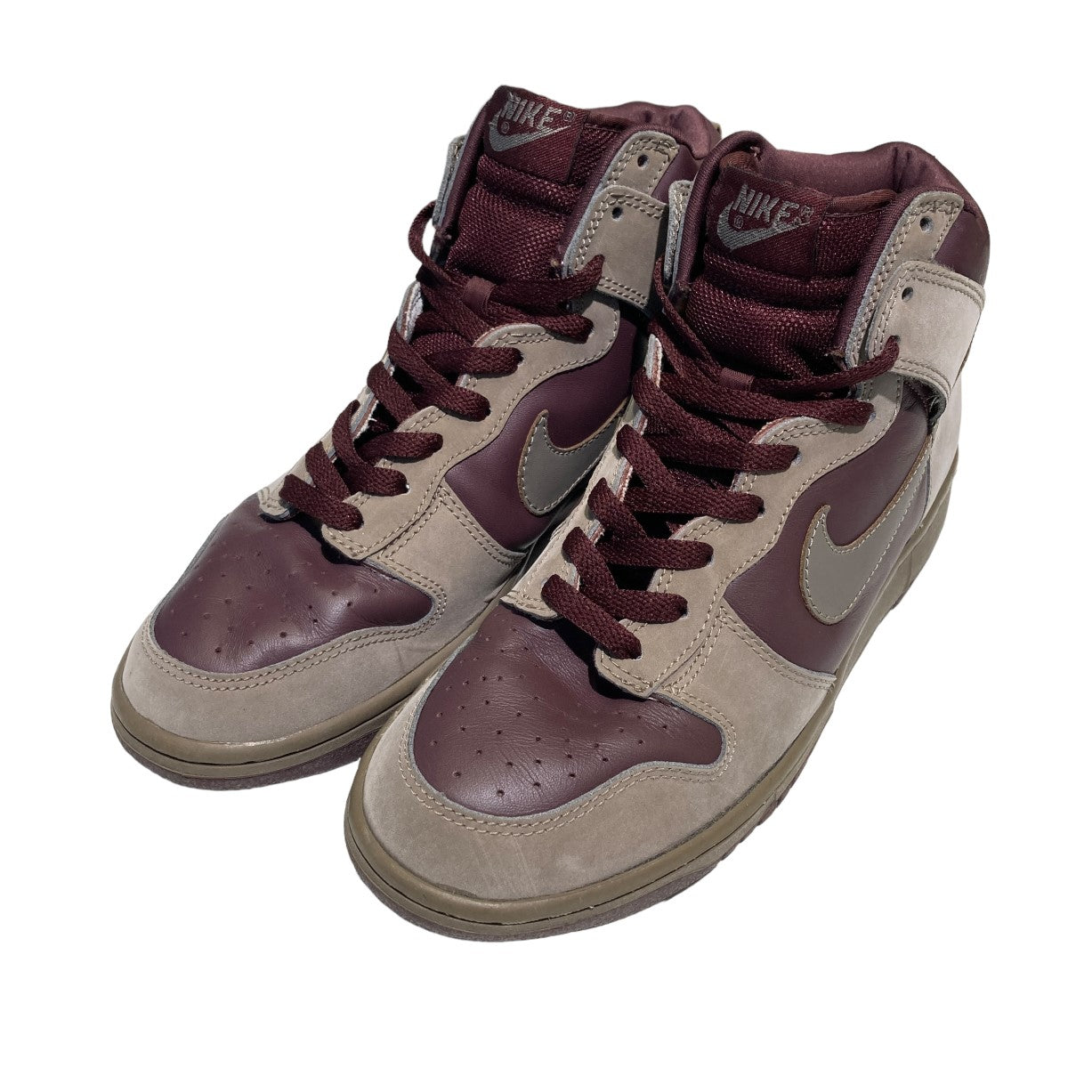 NIKE(ナイキ) 2003 DUNK HIGH Iron Iron Mahoganyハイカットスニーカー304717-221 304717-221  ブラウン サイズ 27cm｜【公式】カインドオルオンライン ブランド古着・中古通販【kindal】