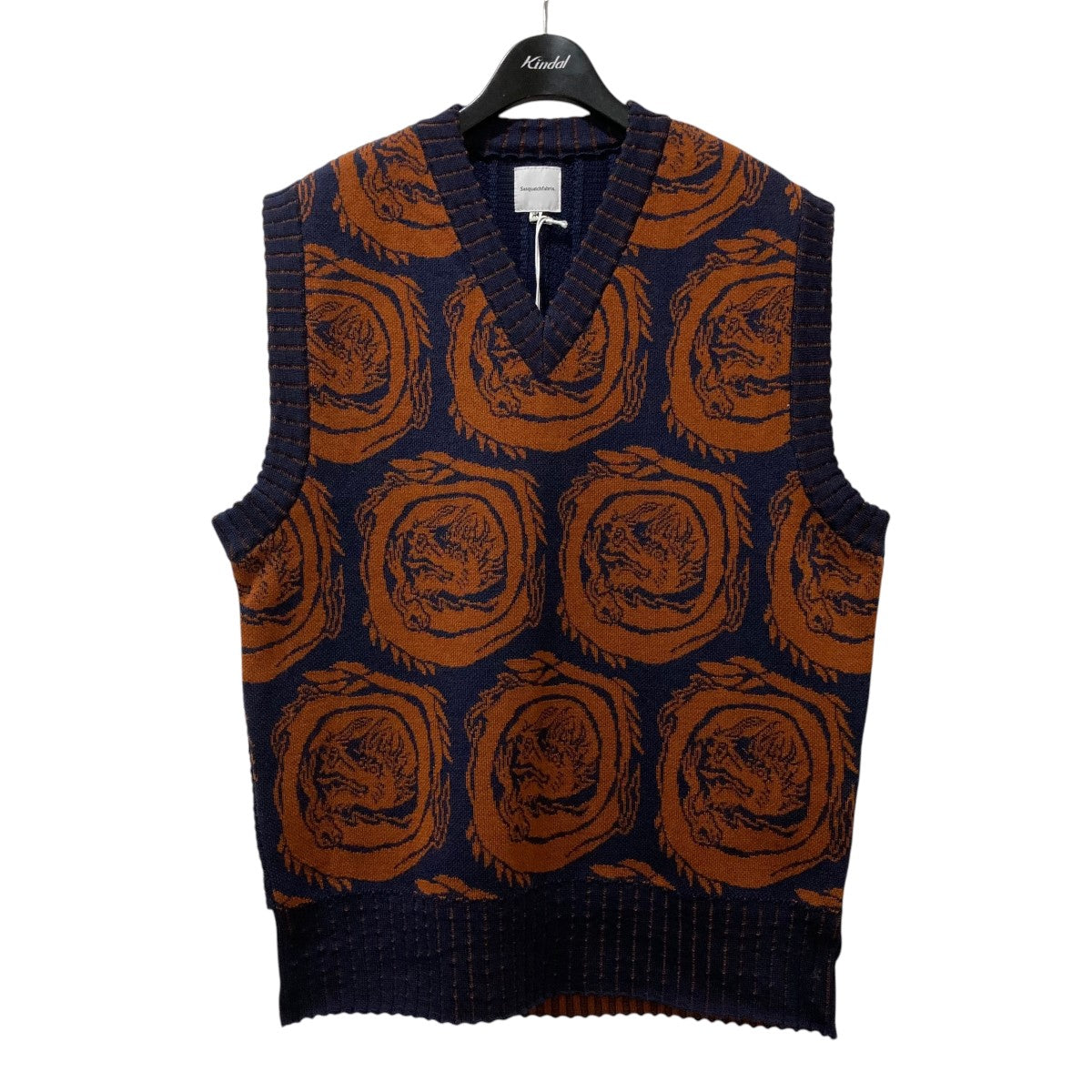 ドラゴン ニットベスト