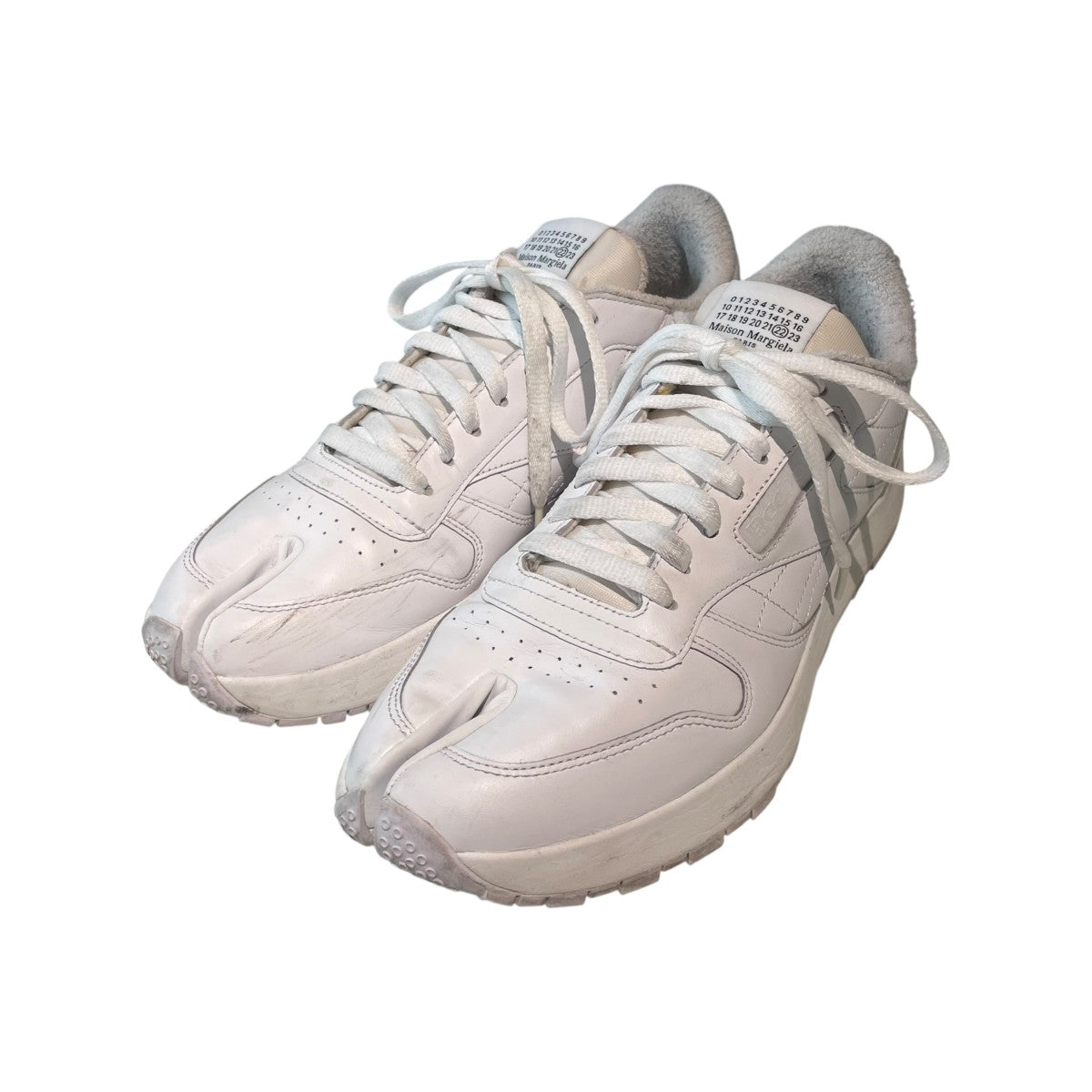 美品メゾンマルジェラ Reebok project0タビ スニーカー 27cm Reebok 21SS PROJECT 0 Classic Leather 足袋スニーカー（2021