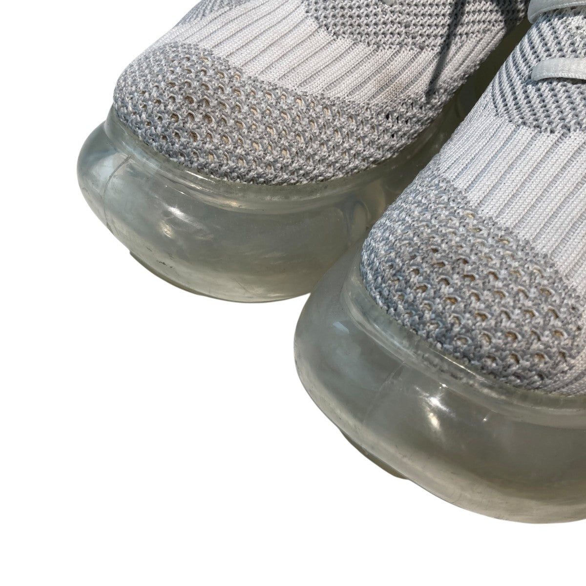 MOOPIE WHITEスニーカー