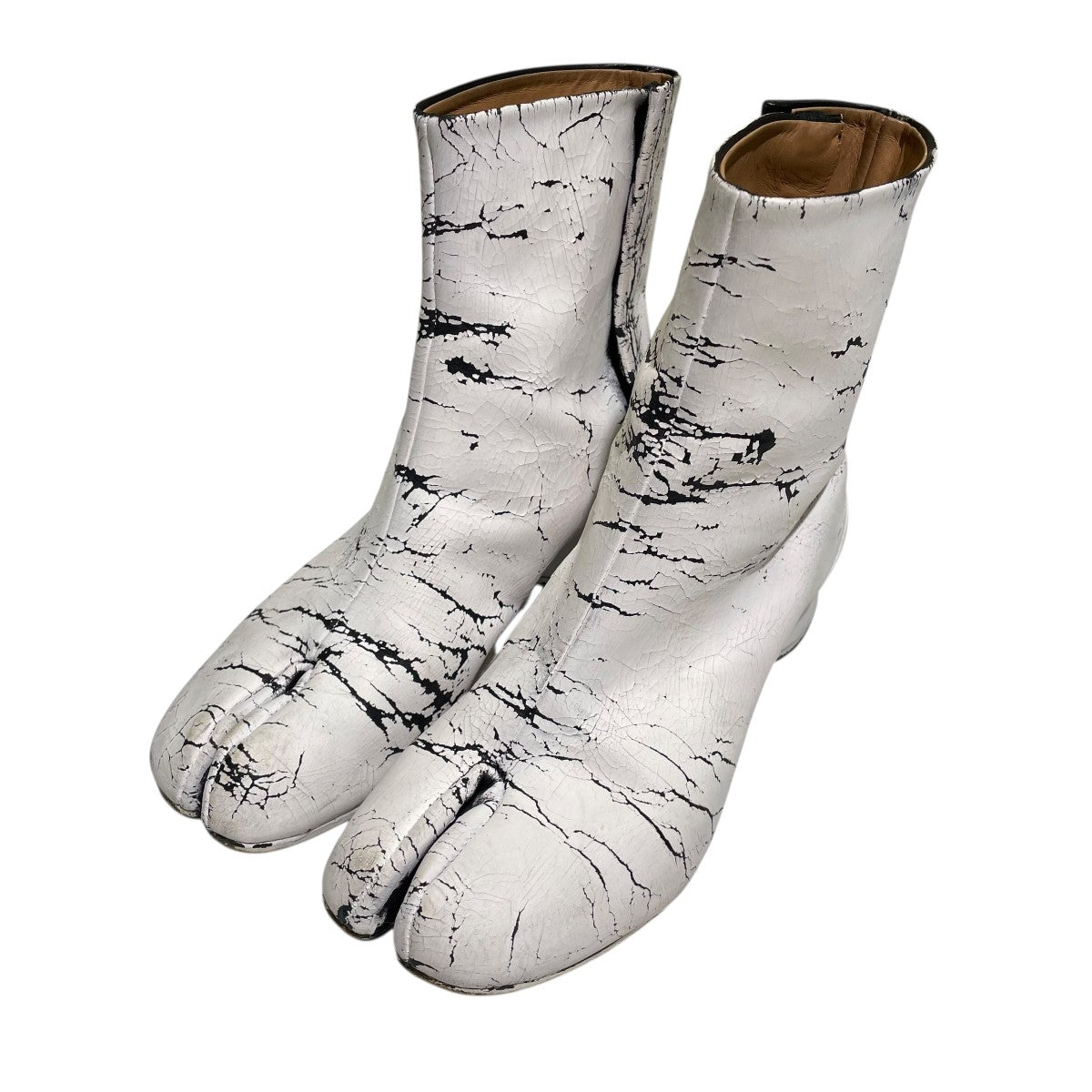 24aw・未使用　メゾンマルジェラ　ペイント　足袋　タビブーツ　8cmヒール　白 Maison Margiela(メゾンマルジェラ) ペンキ加工足袋ブーツ ホワイト