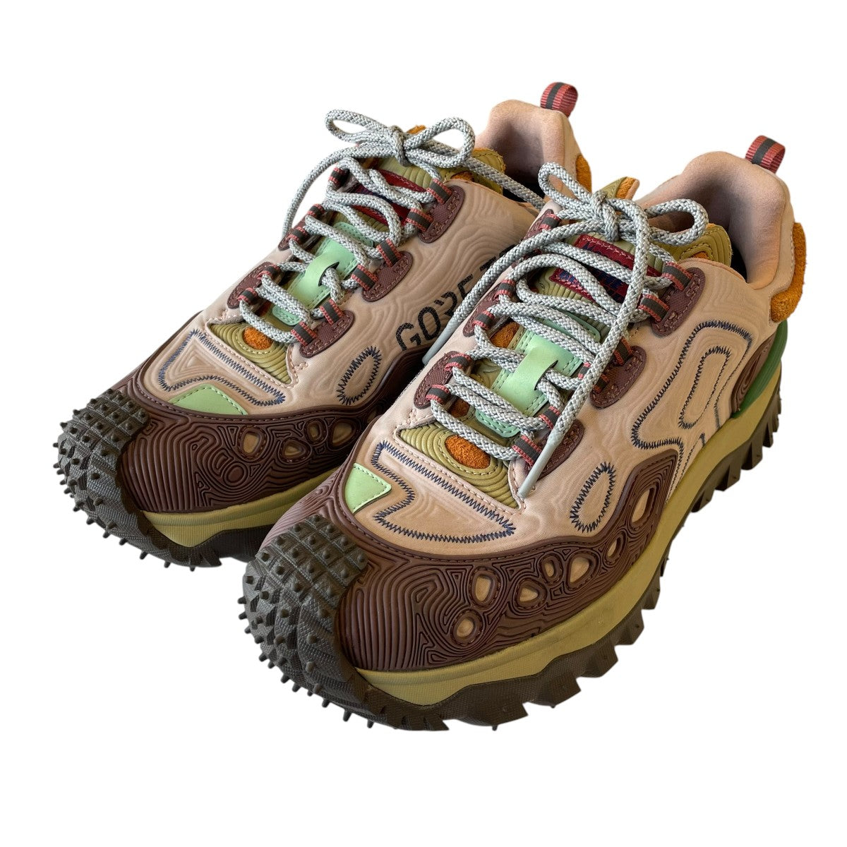 MONCLER(モンクレール) x Salehe Bembury TRAIL GRIP GTXスニーカー