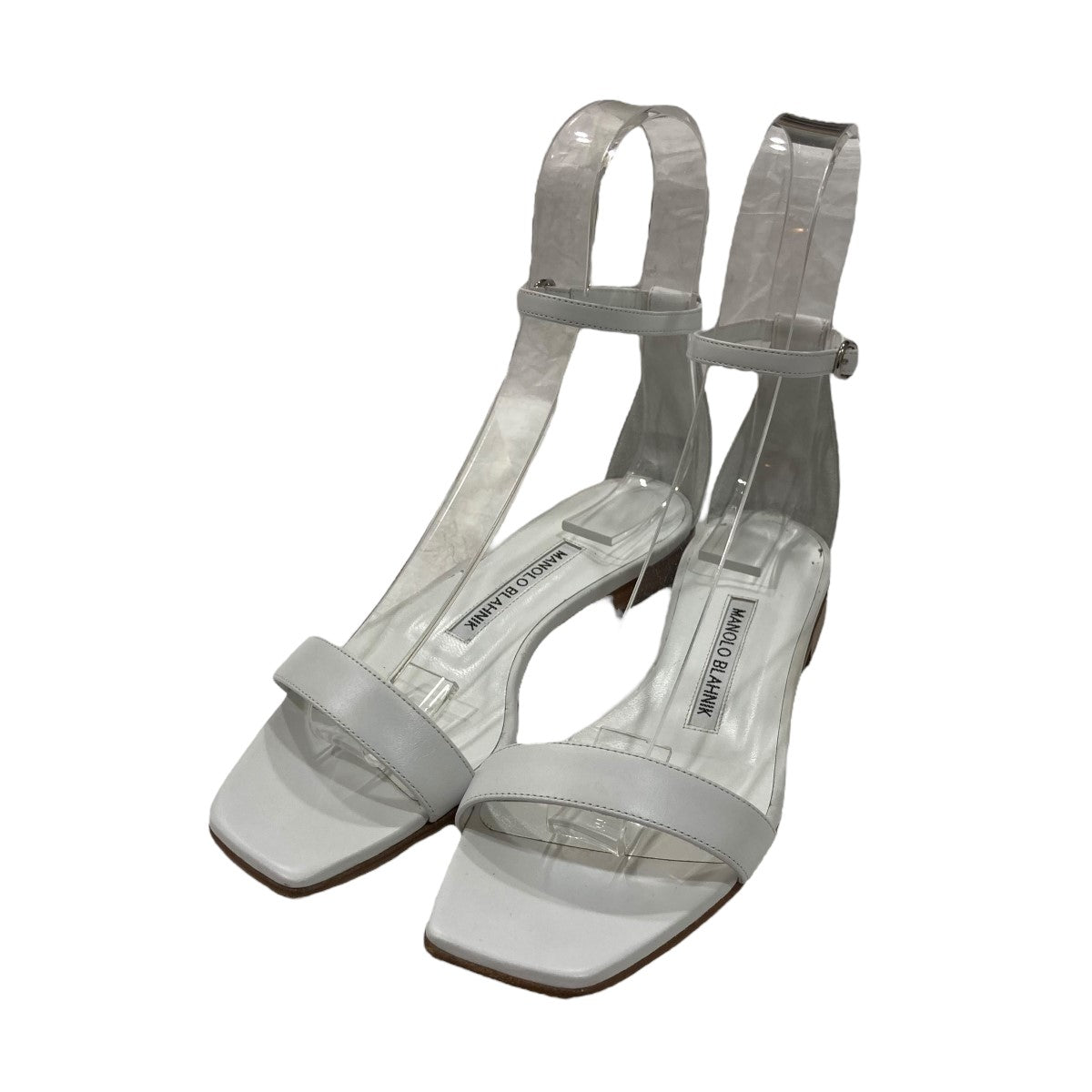 Manolo Blahnik(マノロブラニク) RESSATAFLAT アンクルストラップ 
