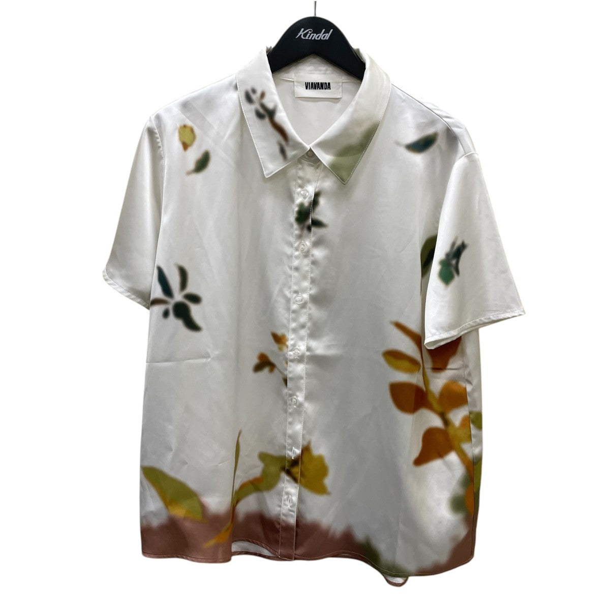 サテン半袖シャツVD212SH0402