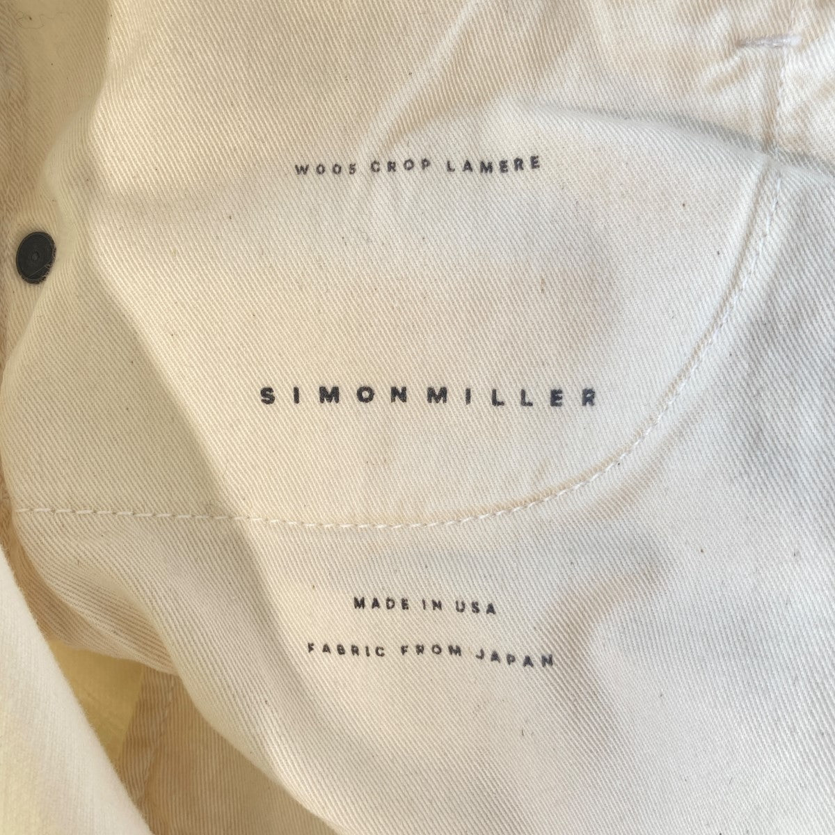 サイモンミラーのカットオフ デニムパンツです。 Simon Miller ボトムス 古着・中古アイテム