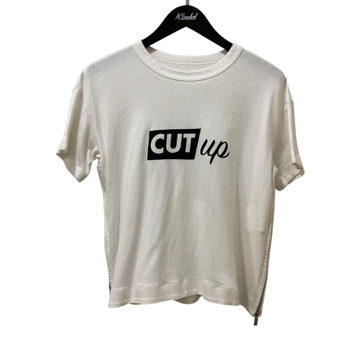 国内発送【sacai】サイドスナップ ロゴ入りTシャツ/半袖 SACAI＜サカイ＞サイドスナップ カットソー（2235381）｜SACAI