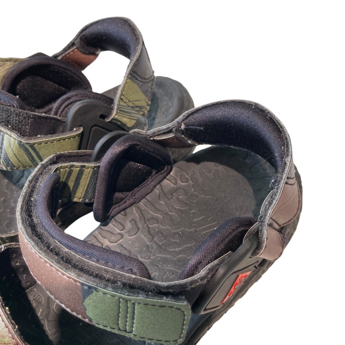 ACG AIR DESCHUTZサンダルCZ3776-001