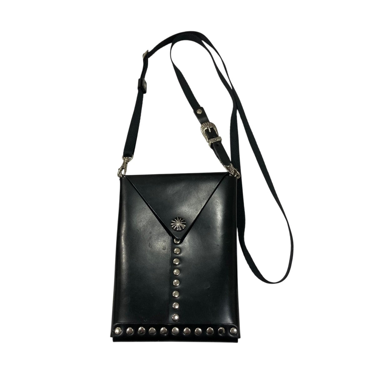 TOGA トーガプルラ　バッグ　ショルダーバッグ ボディバッグ　 スタッズ TOGA PULLA(トーガプルラ) スタッズ ショルダーバッグ ブラック