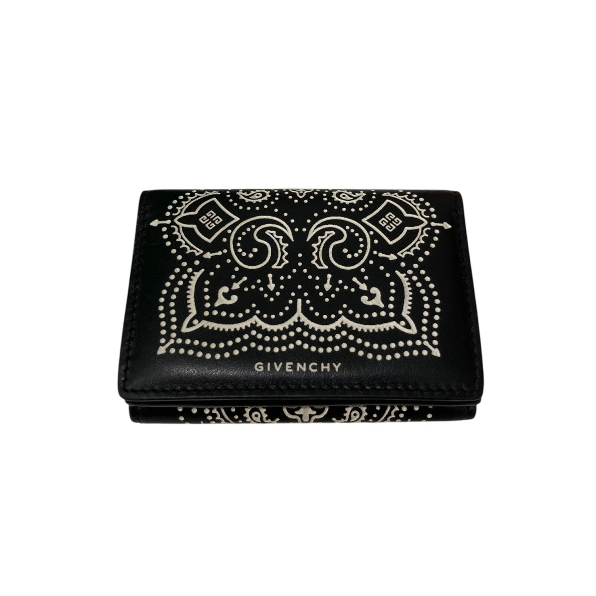 GIVENCHY ブラック 二つ折り財布　使い易い大きさです　セール中❗️ GIVENCHY(ジバンシィ) 2つ折り財布 ブラック｜【公式】カインドオル
