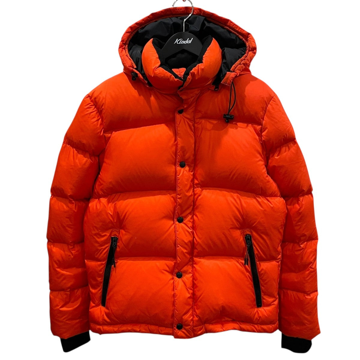 ダウンジャケット