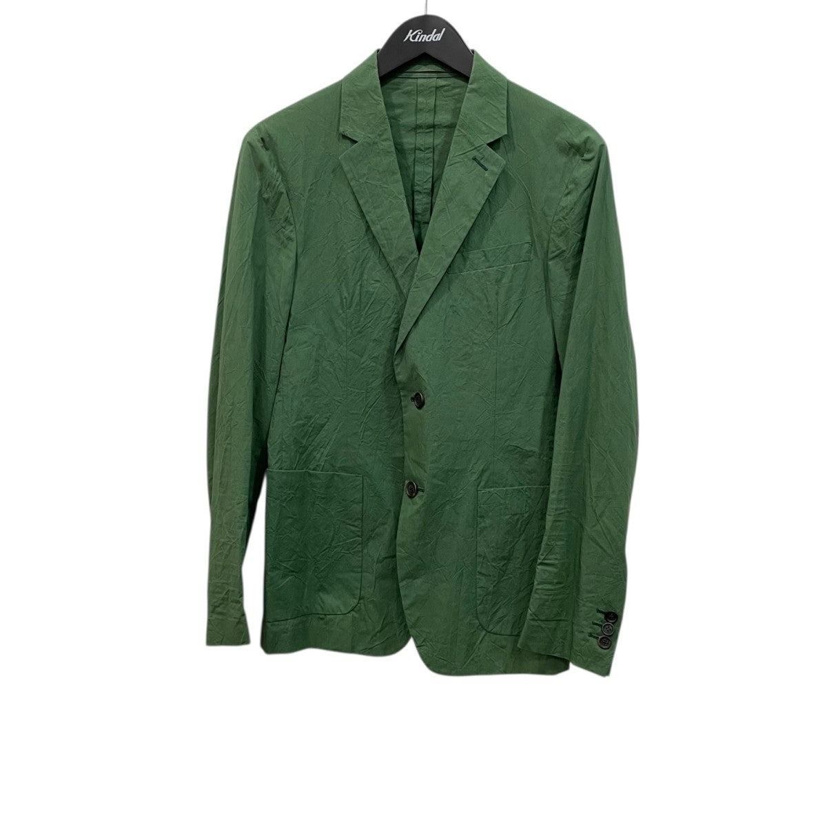 セットアップスーツ