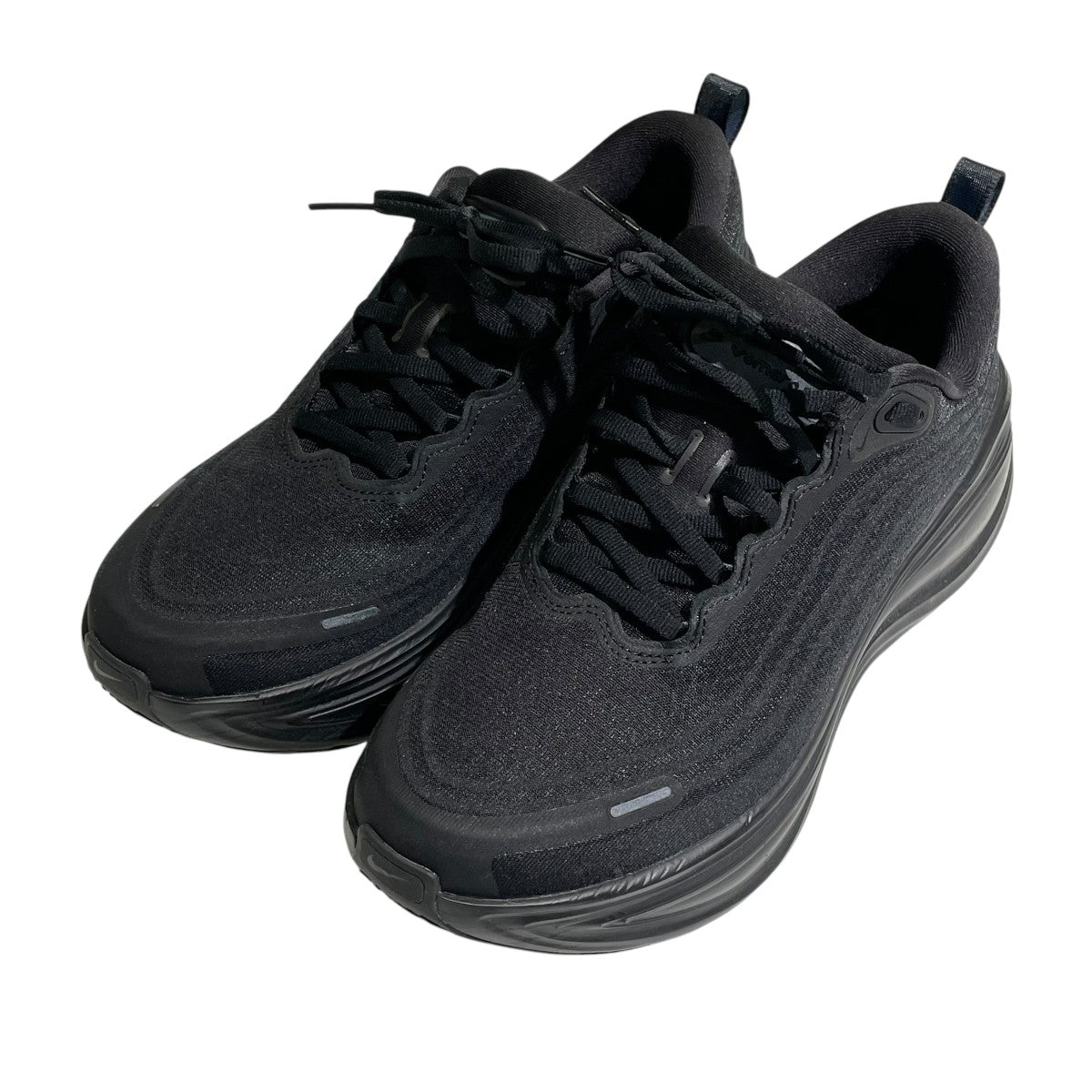 NIKE(ナイキ) VOMERO PLUS QS BLACK BLACK-ANTHRACITEスニーカーIO4482