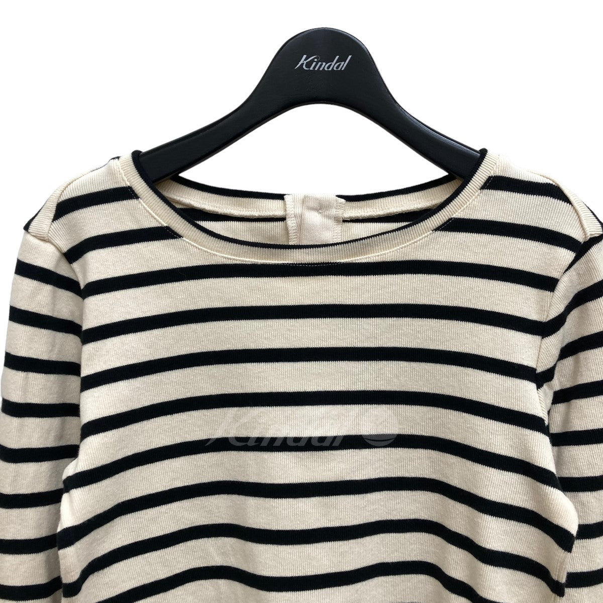 バックボタン ボーダーTシャツ