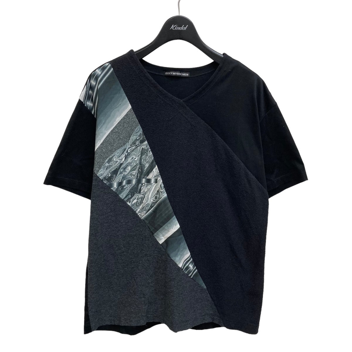 ISSEY MIYAKE(イッセイミヤケ) 生地切替グラフィックプリントTシャツ ME81-JK231 ME81JK231 ブラック サイズ  13｜【公式】カインドオルオンライン ブランド古着・中古通販【kindal】