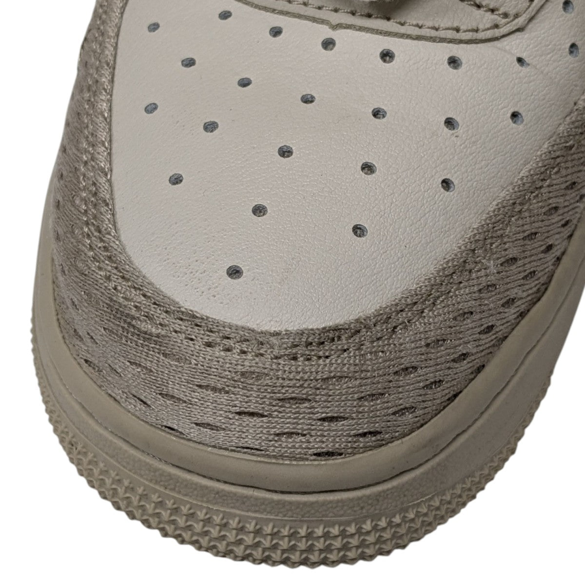 WMNS AIR FORCE 1 ’07 LX ’TAN BLING’スニーカーDX6061-122