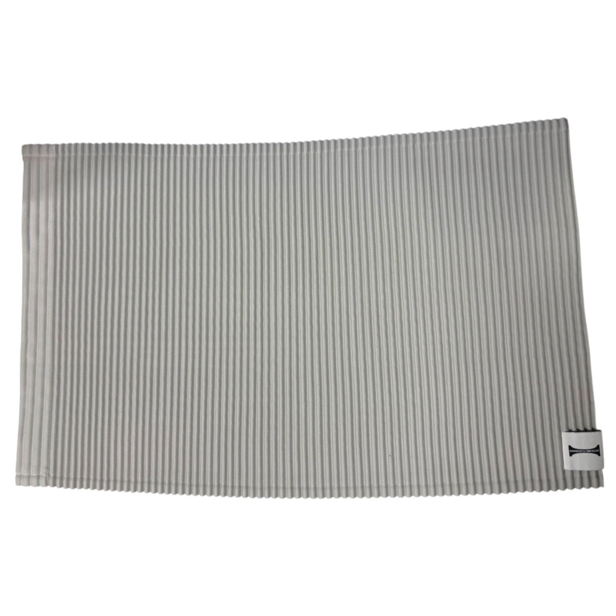 ISSEY MIYAKE シルバー クラッチバッグ HOMME PLISSE ISSEY MIYAKE(イッセイミヤケオムプリッセ) クラッチ