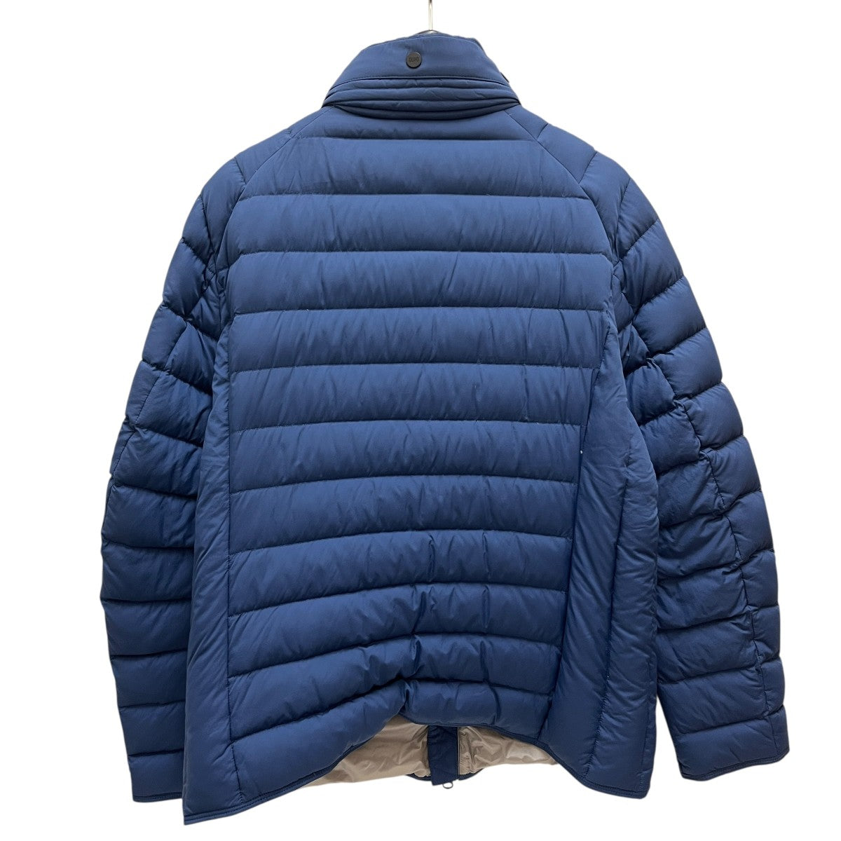 ダウンジャケット