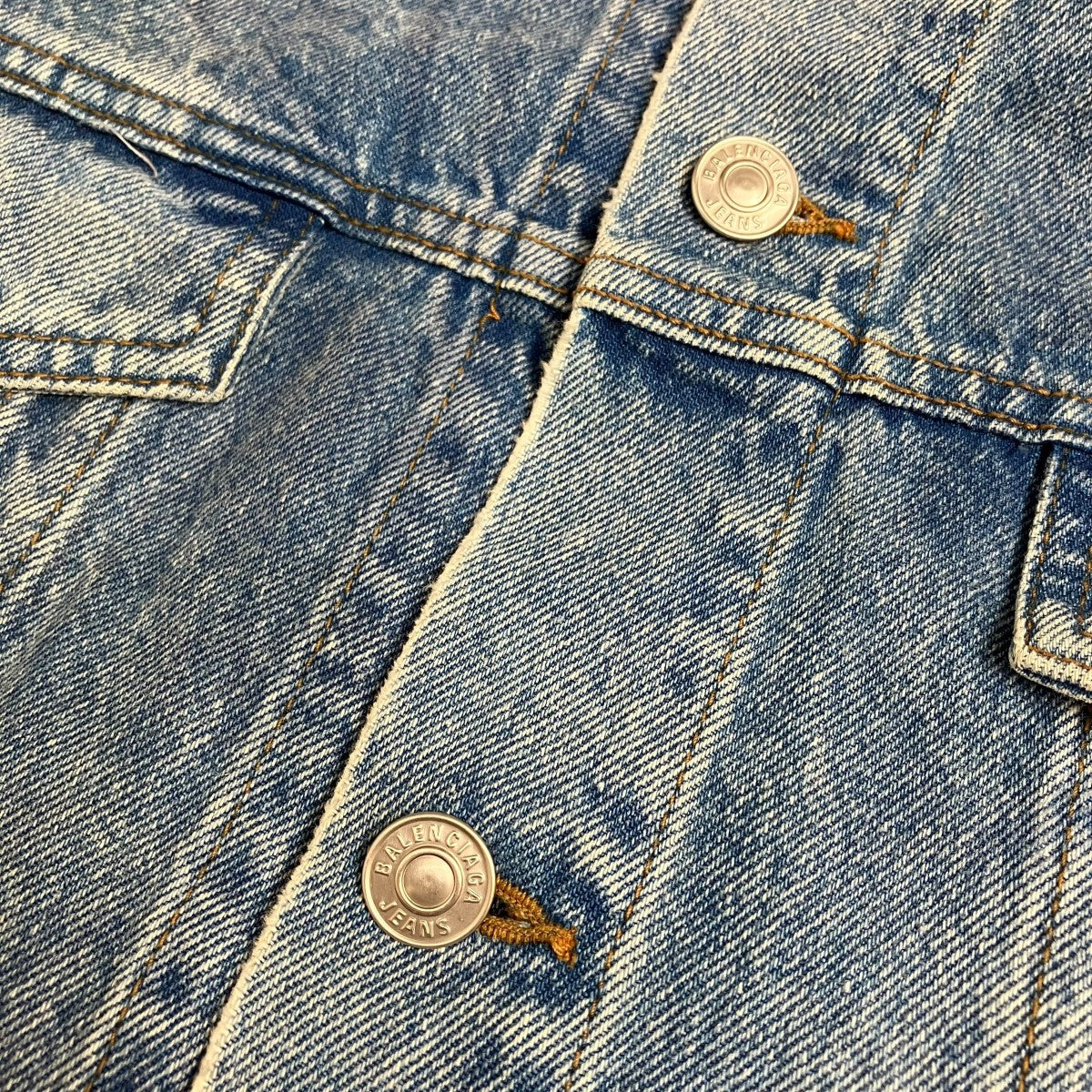 BALENCIAGA デニムジャケット678354 の古着・中古アイテム