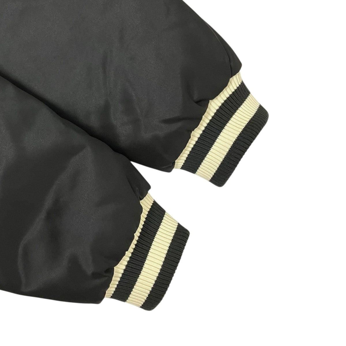 LOUIS VUITTON ブルゾンHQB71E 古着・中古-5枚目のアイテム画像