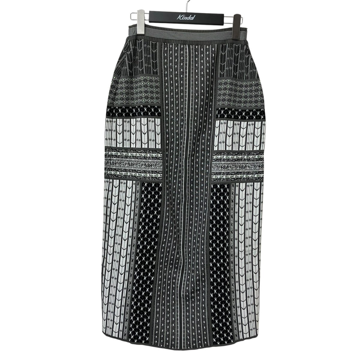 mame kurogouchi(マメクロゴウチ) Geometric Pattern Knitted Skirt