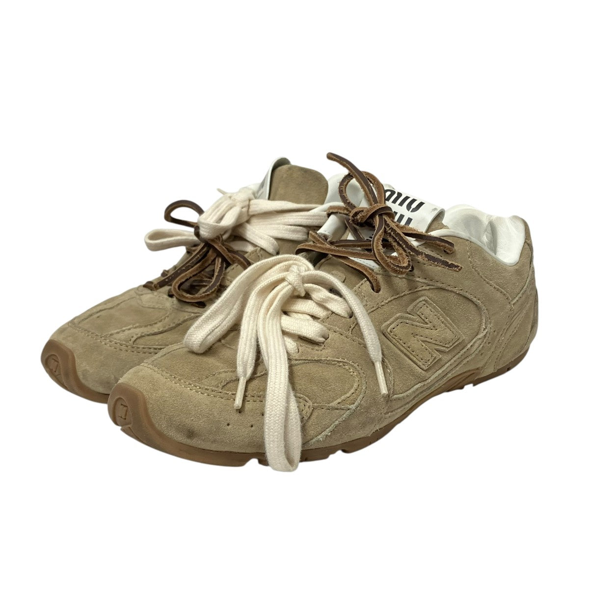 NEW BALANCE×MIU MIU スニーカー165 165 ベージュ サイズ 37｜【公式