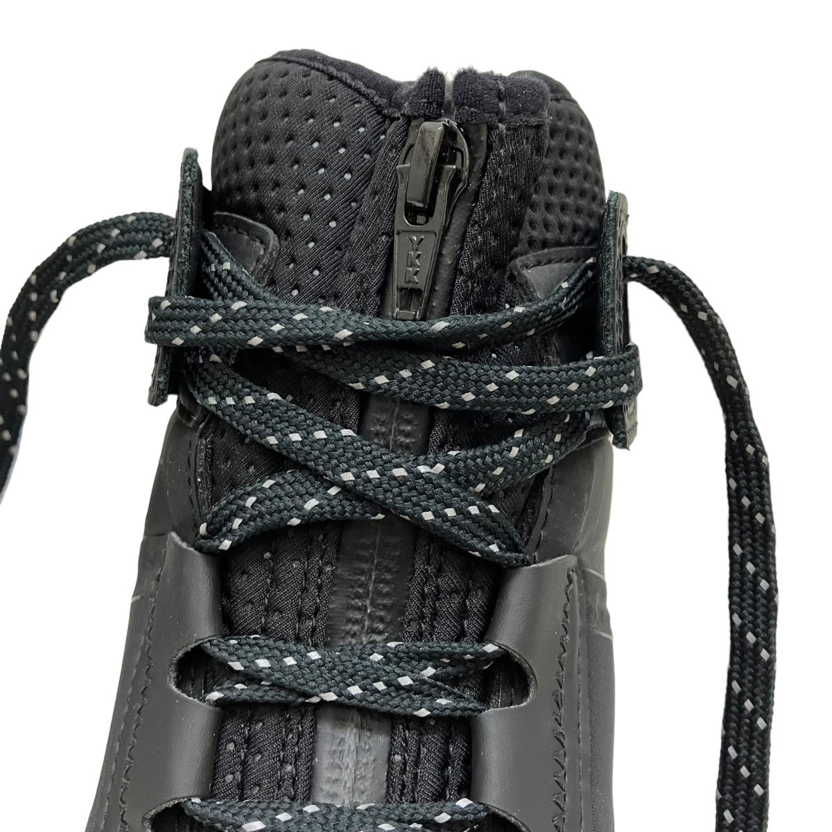SUEDE MID WTR AD4PTスニーカー381182-01