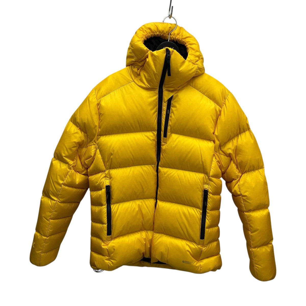 Pyrenex(ピレネックス) ダウンジャケットHMS039P7069L HMS039P7069L