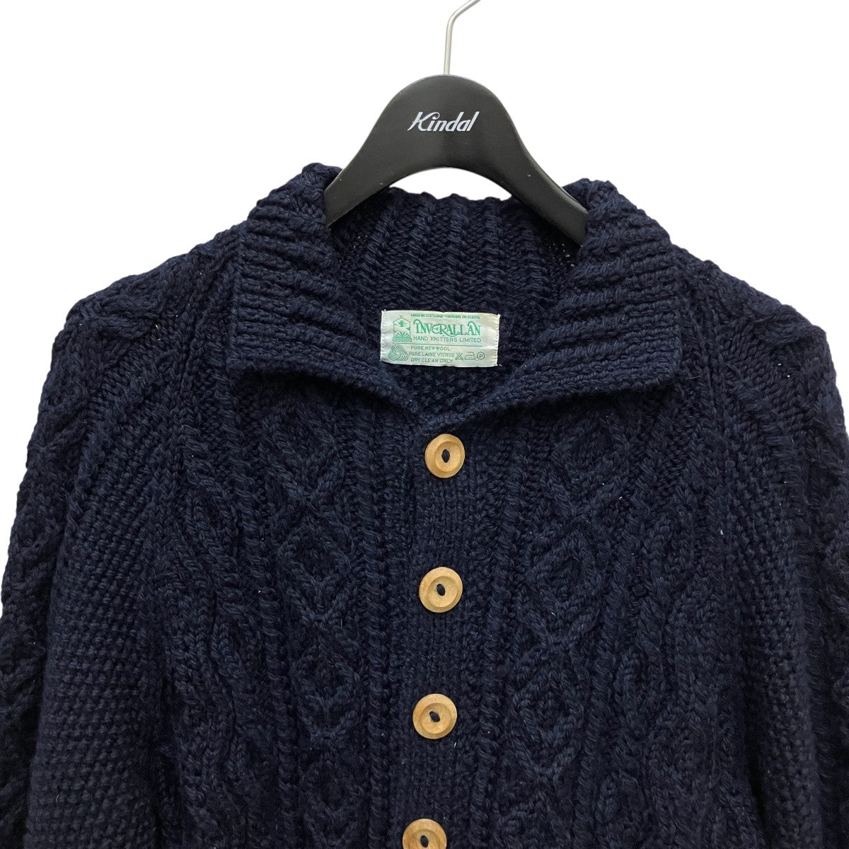 ケーブルニット