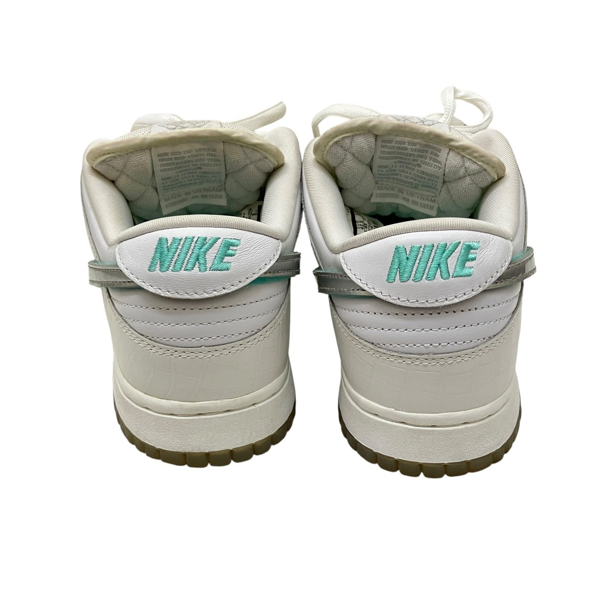 SB Dunk Low Pro WhiteスニーカーBV1310-100