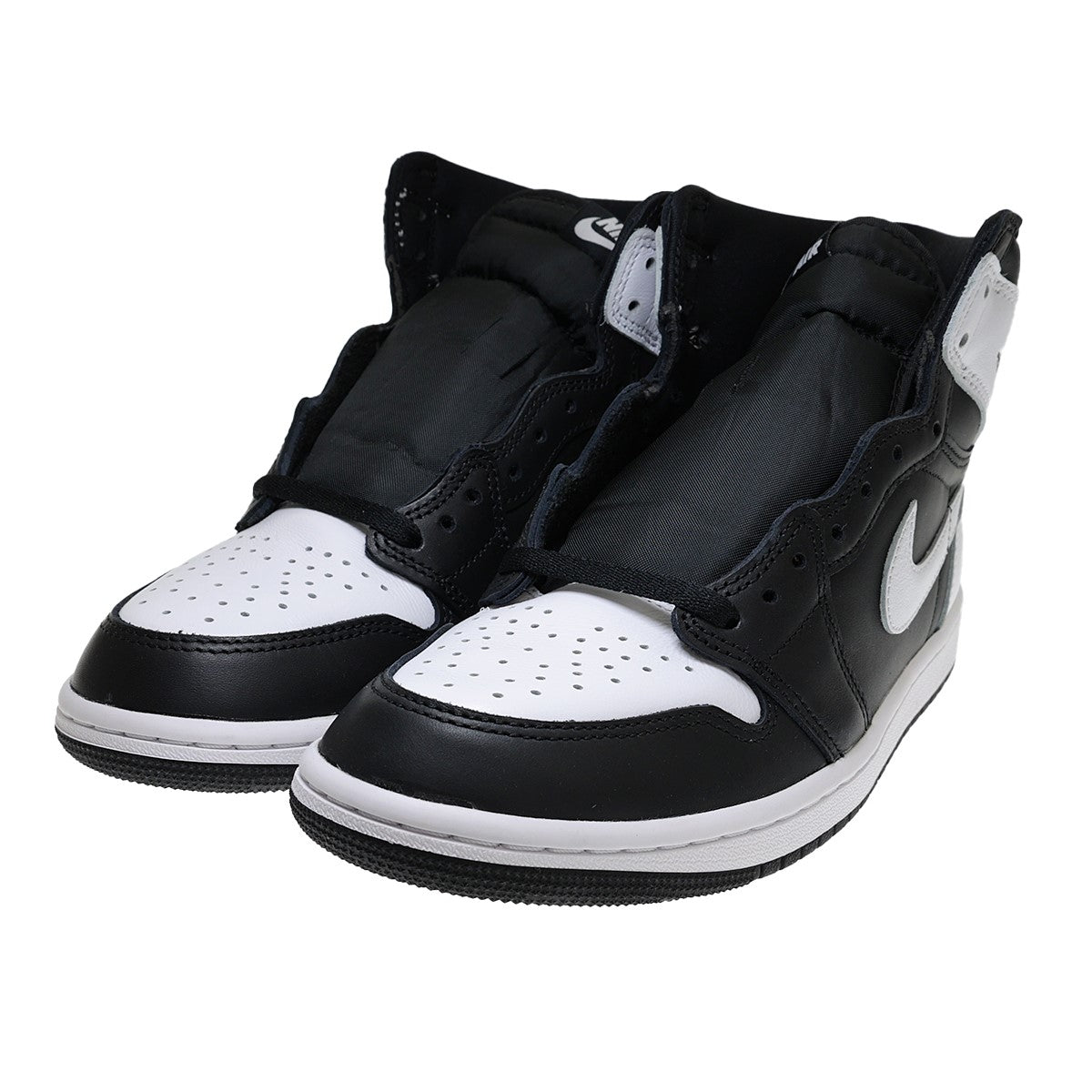 NIKE(ナイキ) Air Jordan 1 Retro High OGエアジョーダン1スニーカー　DZ5485-010 DZ5485-010  ホワイト×ブラック サイズ 15｜【公式】カインドオルオンライン ブランド古着・中古通販【kindal】