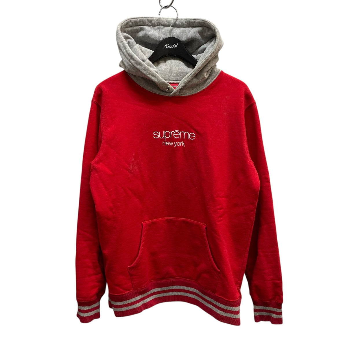 supreme independent シュプリームパーカー Supreme（シュプリーム）パーカー 黒 サイズ:L メンズ