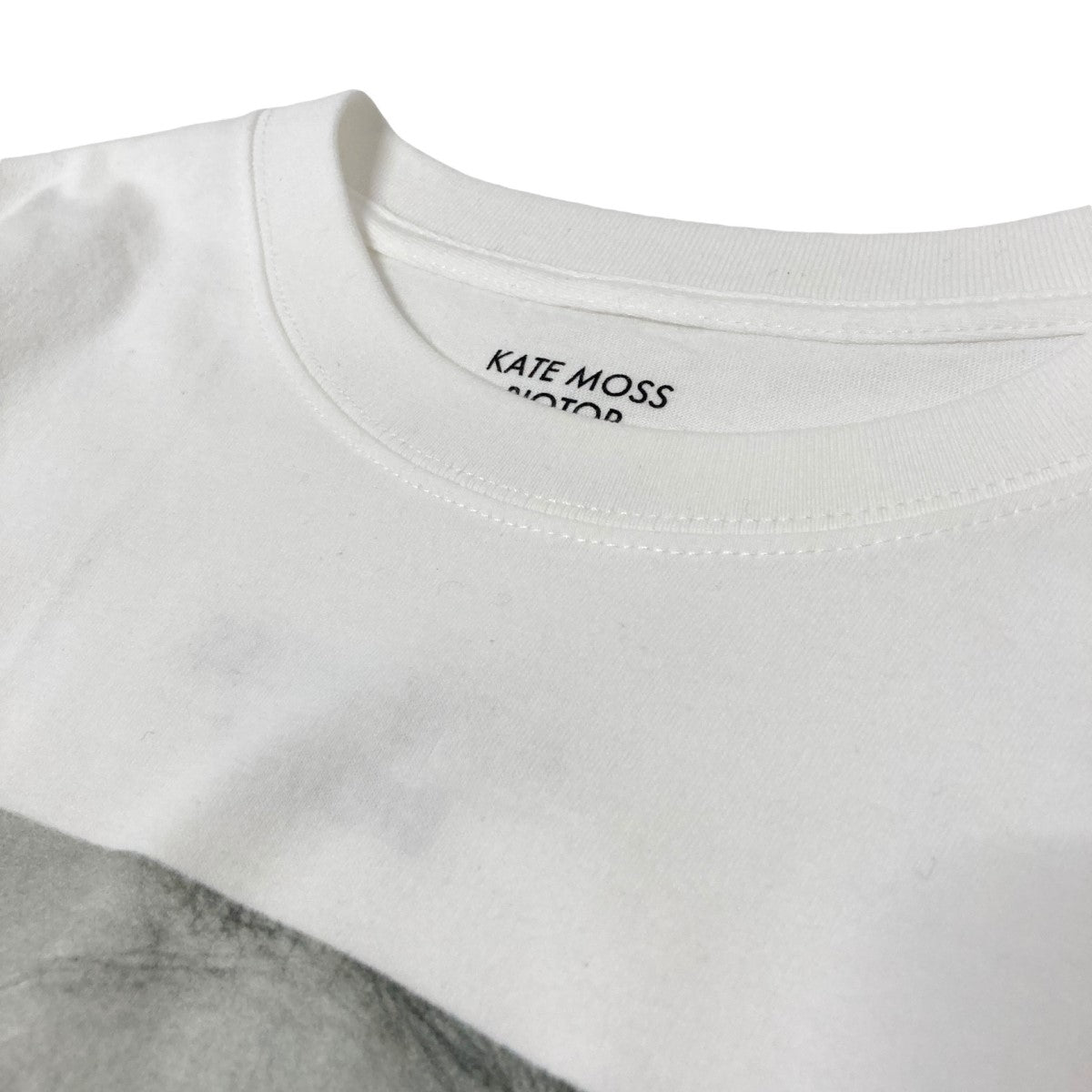 biotope×David Sims Looks Can Kill TプリントTシャツ 古着・中古-3枚目のアイテム画像
