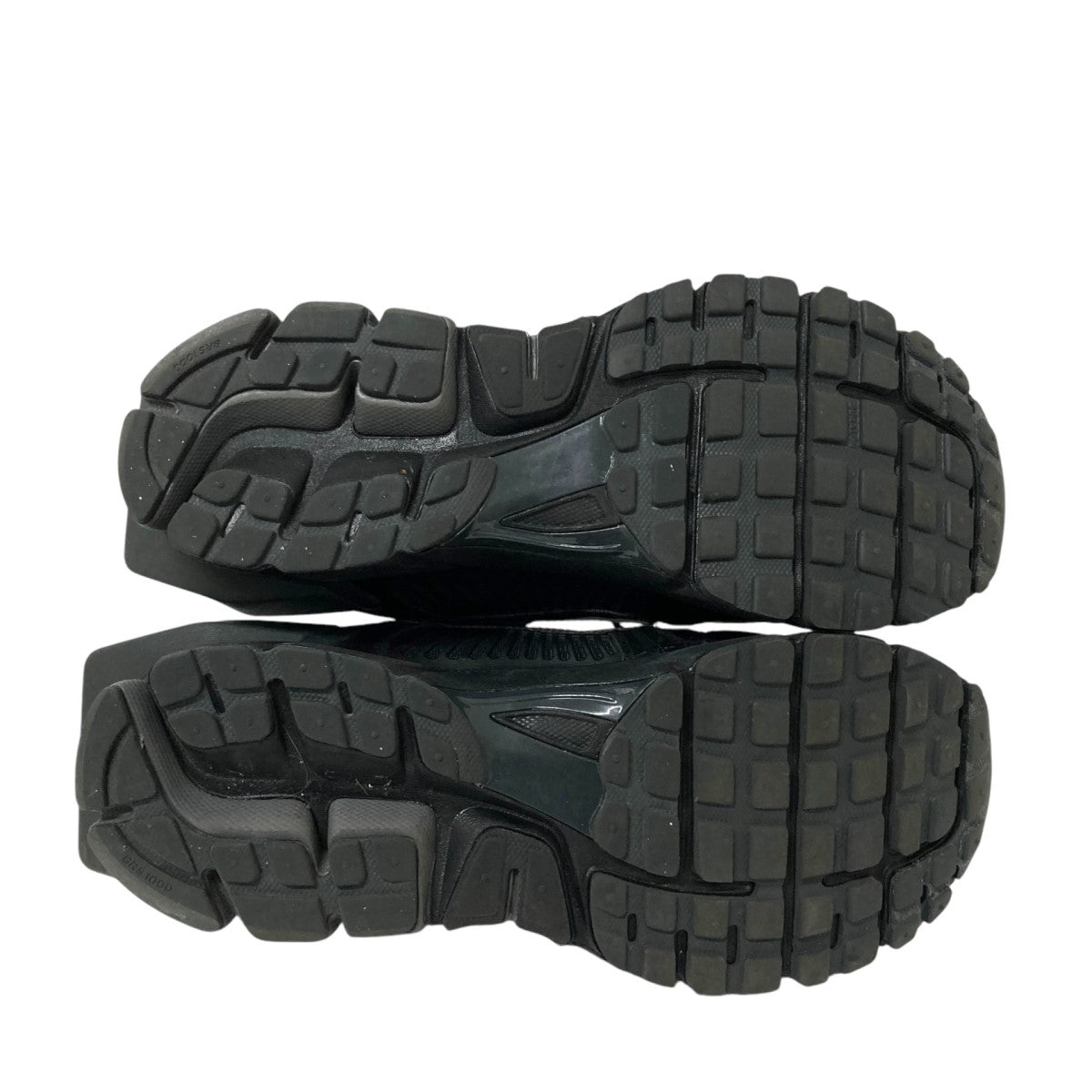 ナイキ×アコールドウォールのZOOM VOMERO 5 スニーカー AT3152 001です。 NIKE×A-COLD-WALL 古着・中古 シューズ アイテム