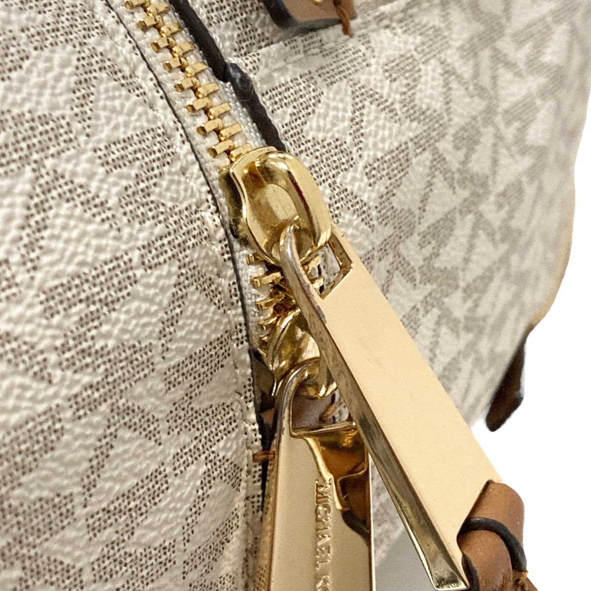 MICHAEL KORS 総柄デイパック30S7GEZB1B 古着・中古-4枚目のアイテム画像