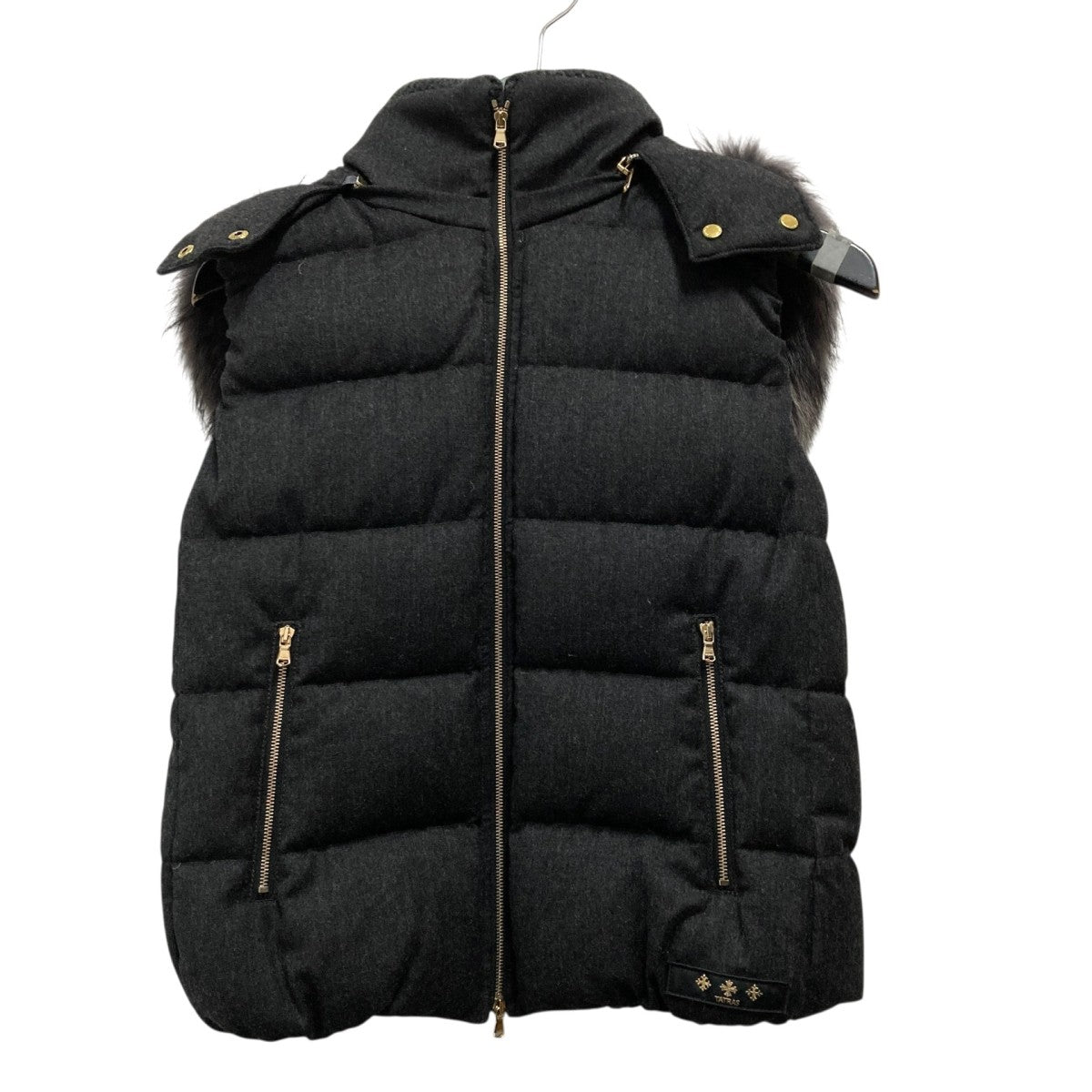 TATRASタトラス　ショートダウンベスト黒ブラック01 LTA18A4572 TATRAS(タトラス) ダウンベストLTA18A4572 LTA18A4572 ブラック サイズ