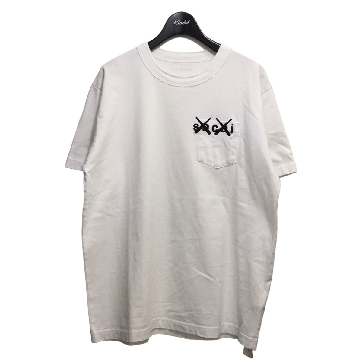 sacai×KAWS 「Embroidery T-Shirt」胸エンブロイダリーTシャツ 21 ...