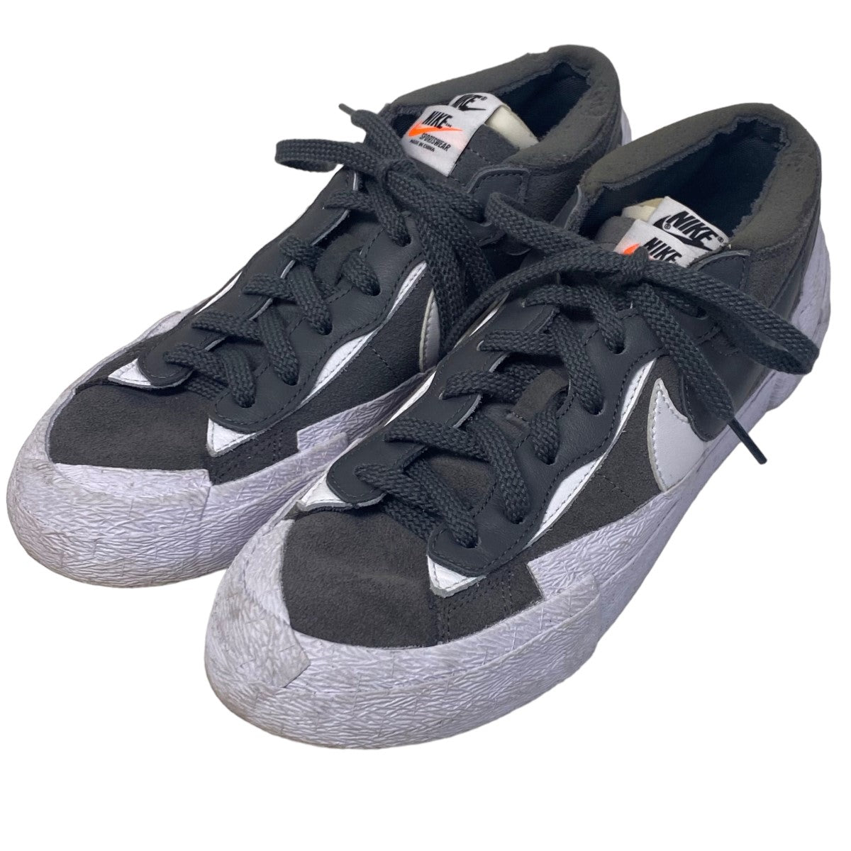 NIKE×sacai 「BLAZER LOW」ローカットスニーカー DD1877-002 グレー