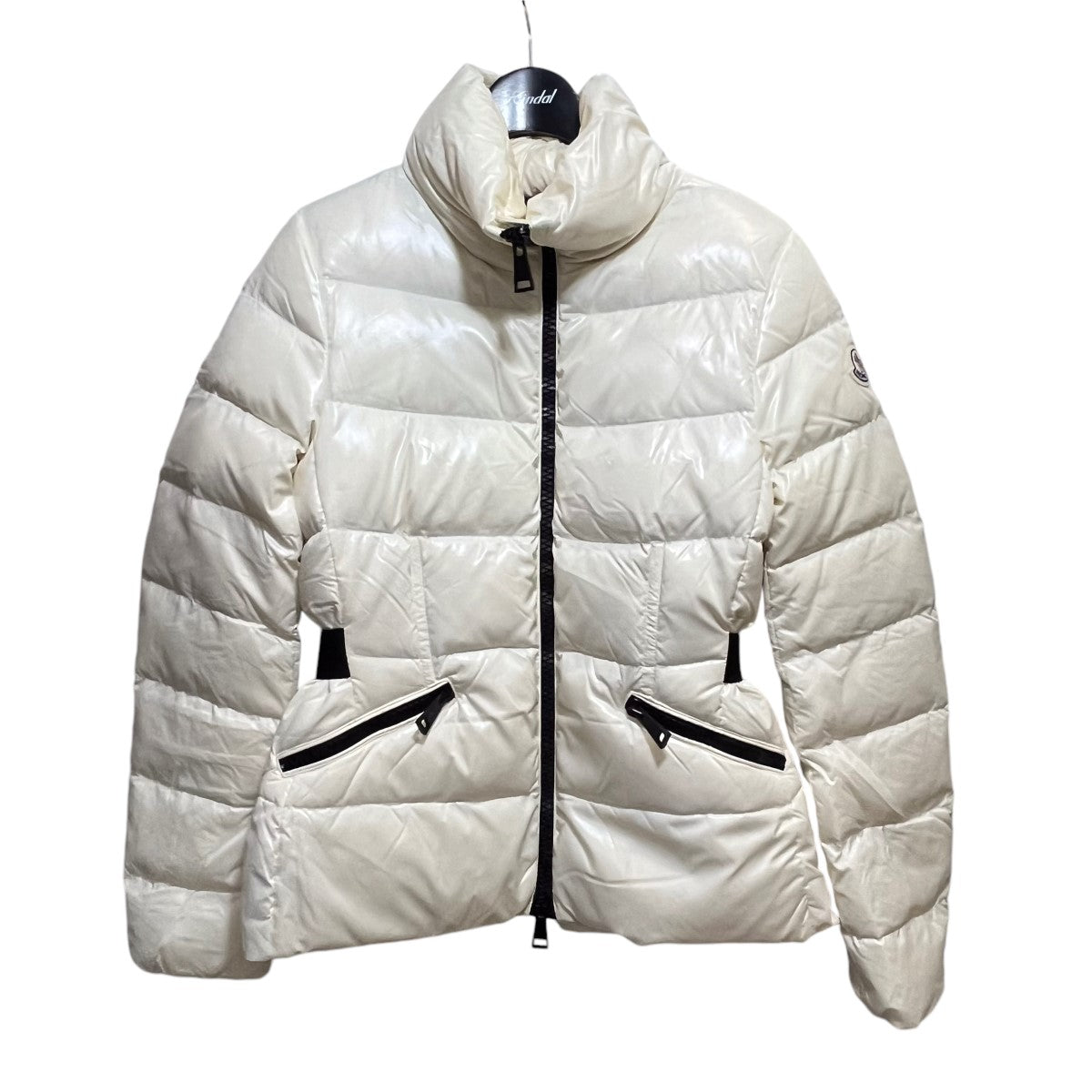 MONCLER(モンクレール) DANAE ダウンジャケット C20934696505 ホワイト サイズ 0｜【公式】カインドオルオンライン  ブランド古着・中古通販【kindal】