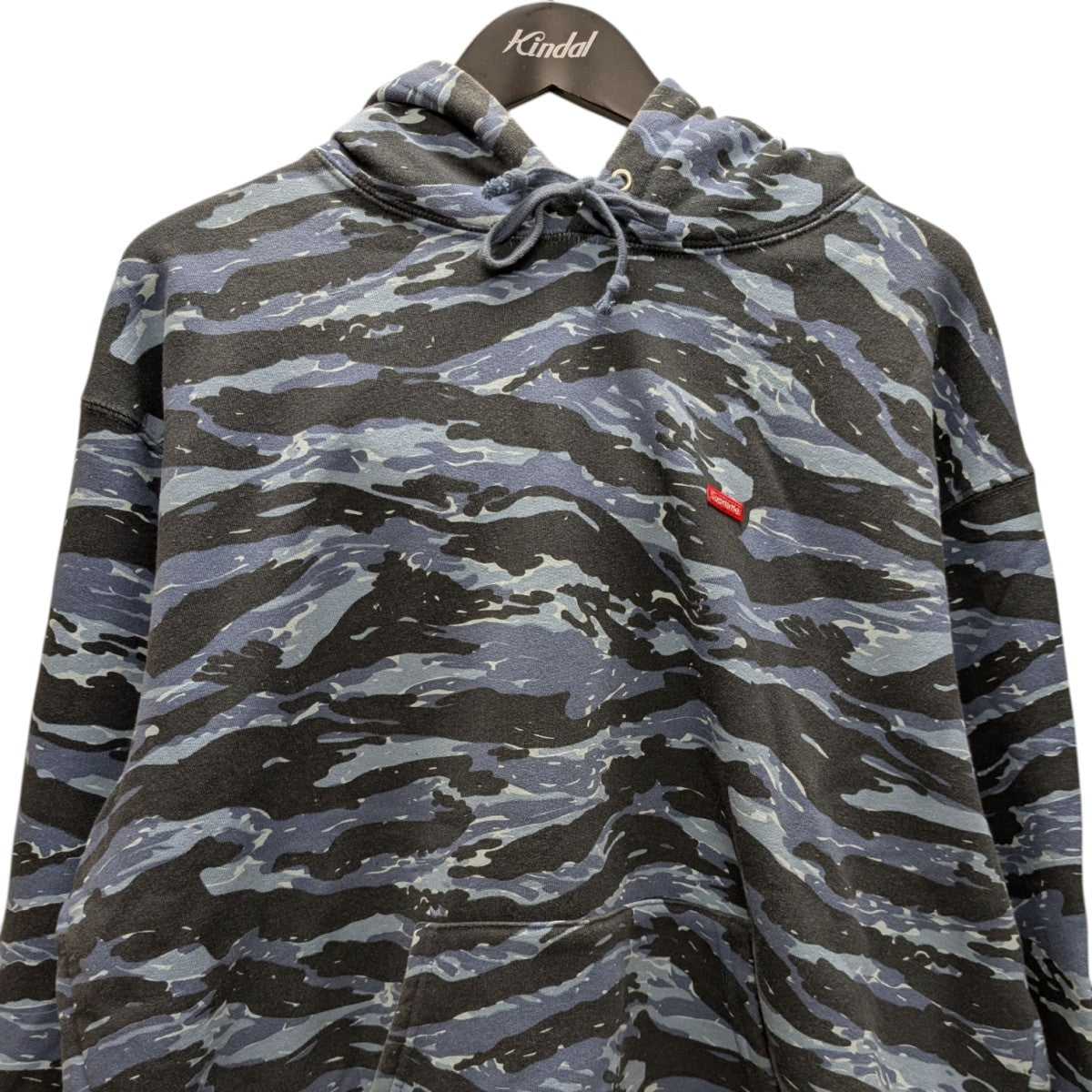 Supreme 24AWSmall Box Hooded Sweatshirt Blue Tiger Camoカモ柄スモールボックスロゴパーカー 古着・中古-2枚目のアイテム画像