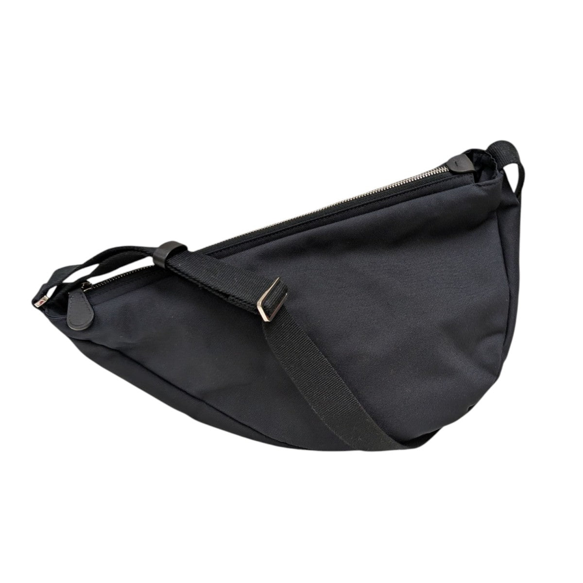 バッグ THE ROW Slouchy Banana Two Slouchy Banana Bag Two Black in Nylon and Cotton – The Row