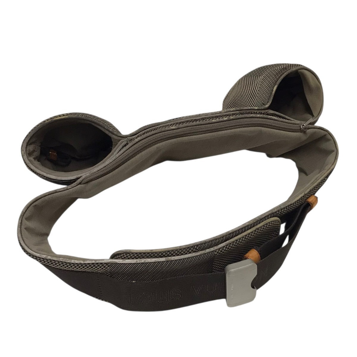 ウエストポーチ