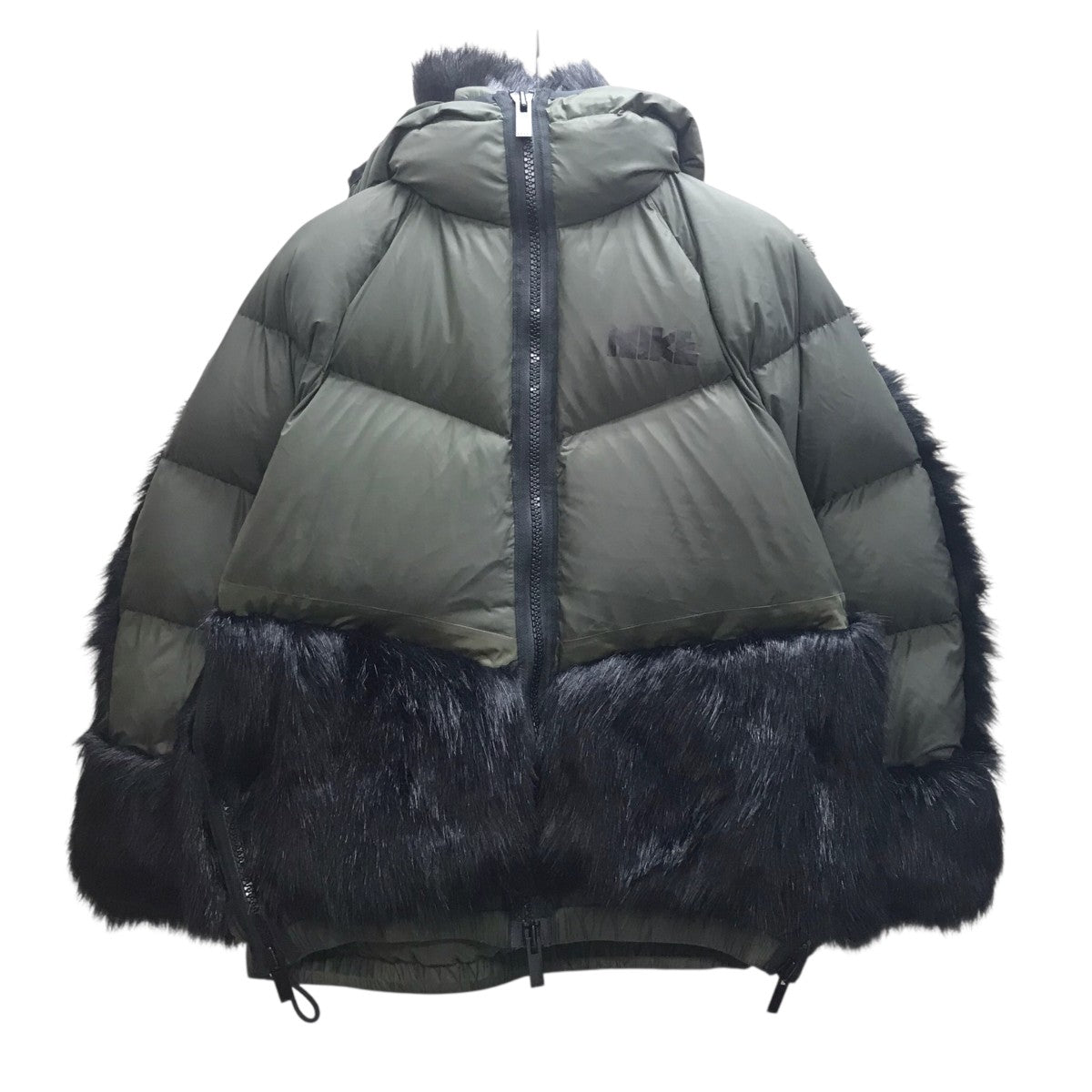 sacai×NIKE ダウンジャケット CT3267-355 グリーン サイズ S｜【公式