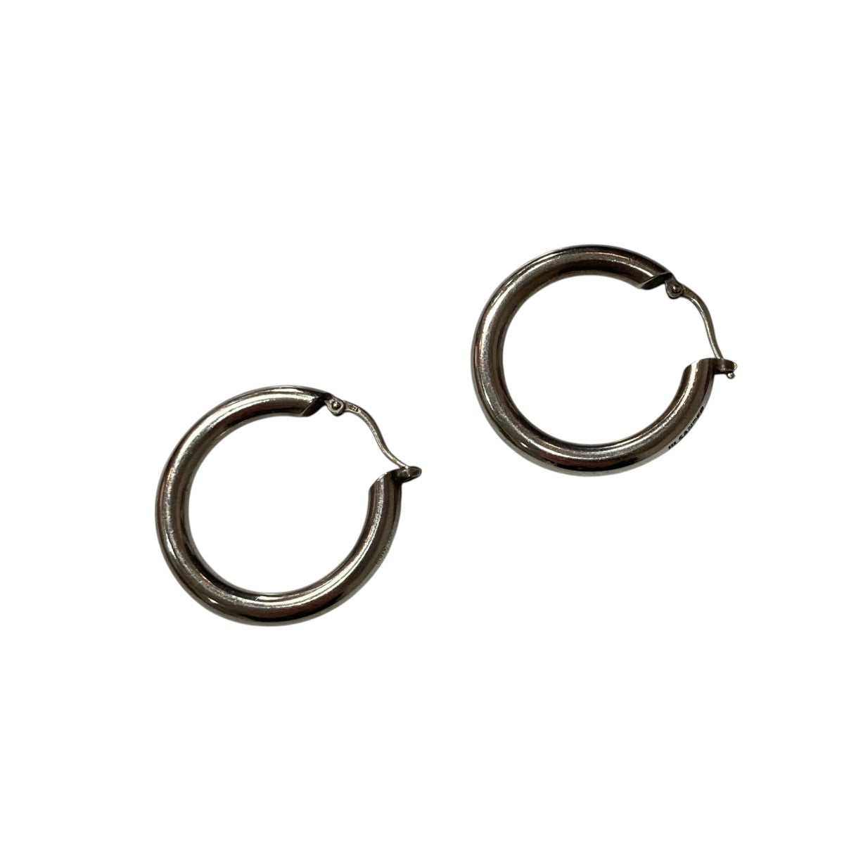 JIL SANDER(ジルサンダー) フープピアス シルバー｜【公式】カインド