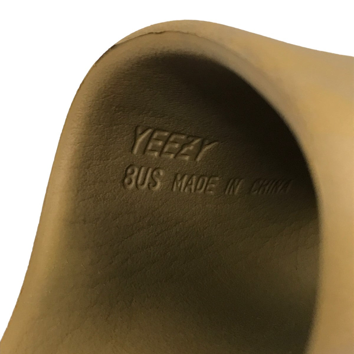 YEEZY SLIDE サンダル