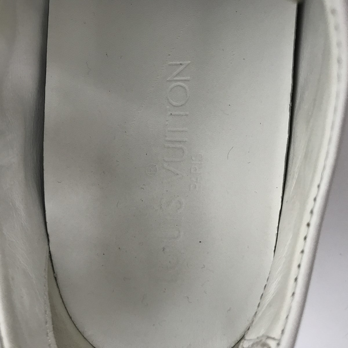 LOUIS VUITTON モノグラムスニーカーLI 1007 古着・中古-4枚目のアイテム画像